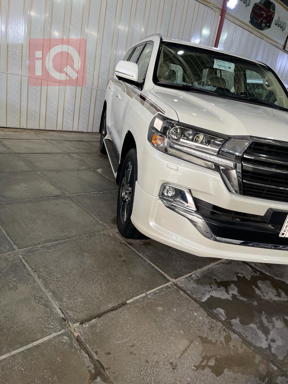 تويوتا لاندكروزر